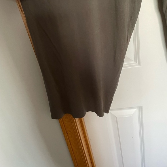 Eileen Fisher 100% Silk Double Layer Crop Pant in Fawn Size Large - Picture 6 of 9